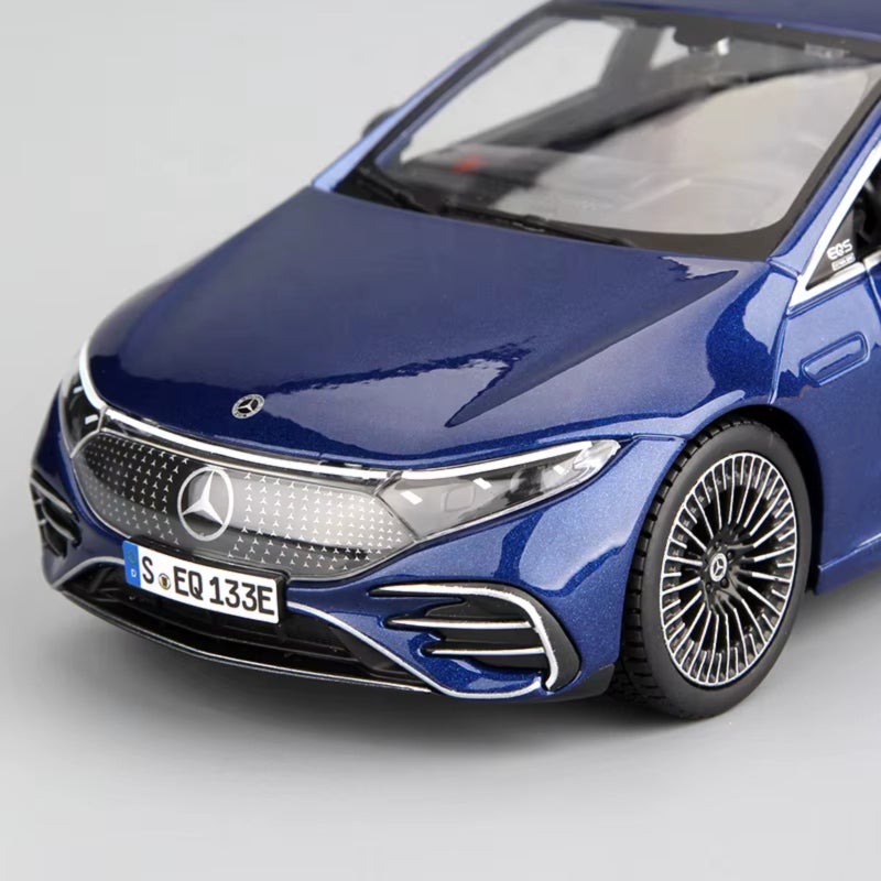 Maisto Merck Figure 1:27 Mercedes-Benz EQS New Energy Vehicle Simulation Alloy Model (dark gray) - Image 2