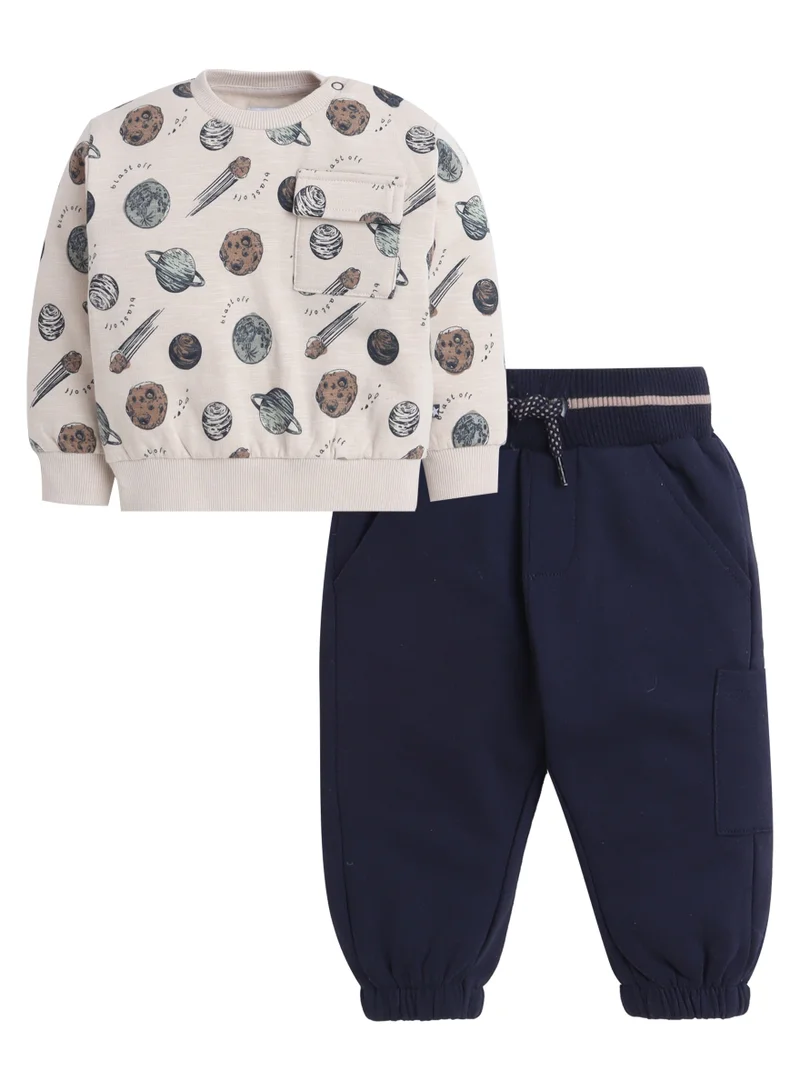 ديركجي "Boys Planet Cargo Fleece Tracksuit – Cream &amp; Navy 2-Piece Set "