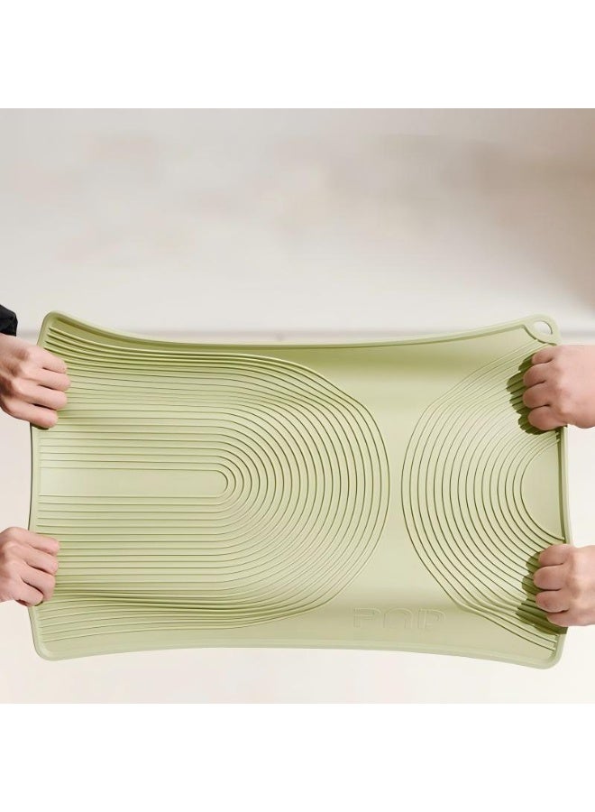 حصيرة سيليكون لتجفيف الصحون – كبيرة الحجم وغير قابلة للانزلاق لسطح المطبخ مع نتوءات مرتفعة لتصريف الماء بسرعة، حصيرة متينة لتجفيف الأواني (رمادي، 40×55 سم) - Image 5