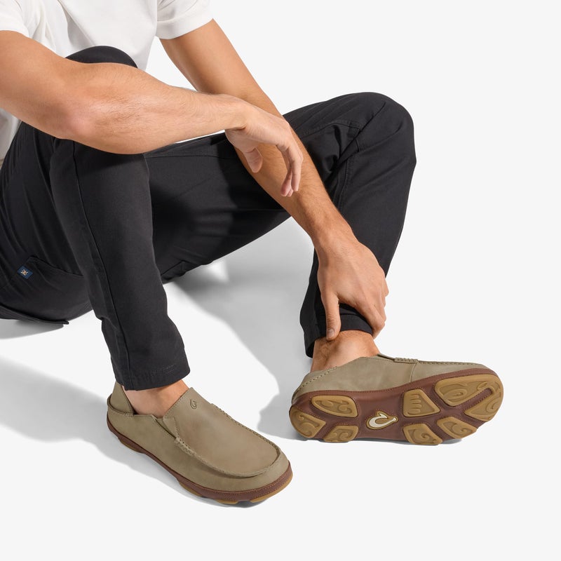 OLUKAI Moloa Men's Premium Leather Shoes, Easy Slip On & Off Design, Casual & Versatile Loafer, Drop-in Heel & Enhanced Traction, Clay/Toffee, 11 - Image 5