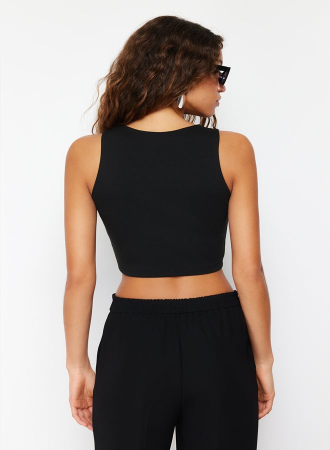 Black Plain Slim Regular Button Detailed Crop Vest TWOSS23YE00037