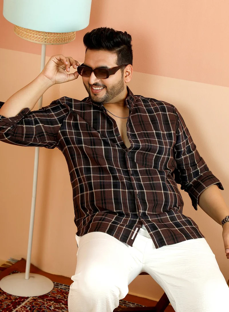 انستافاب بلس قميص رجالي كاروهات بني قهوة بأزرار مقاس بلس