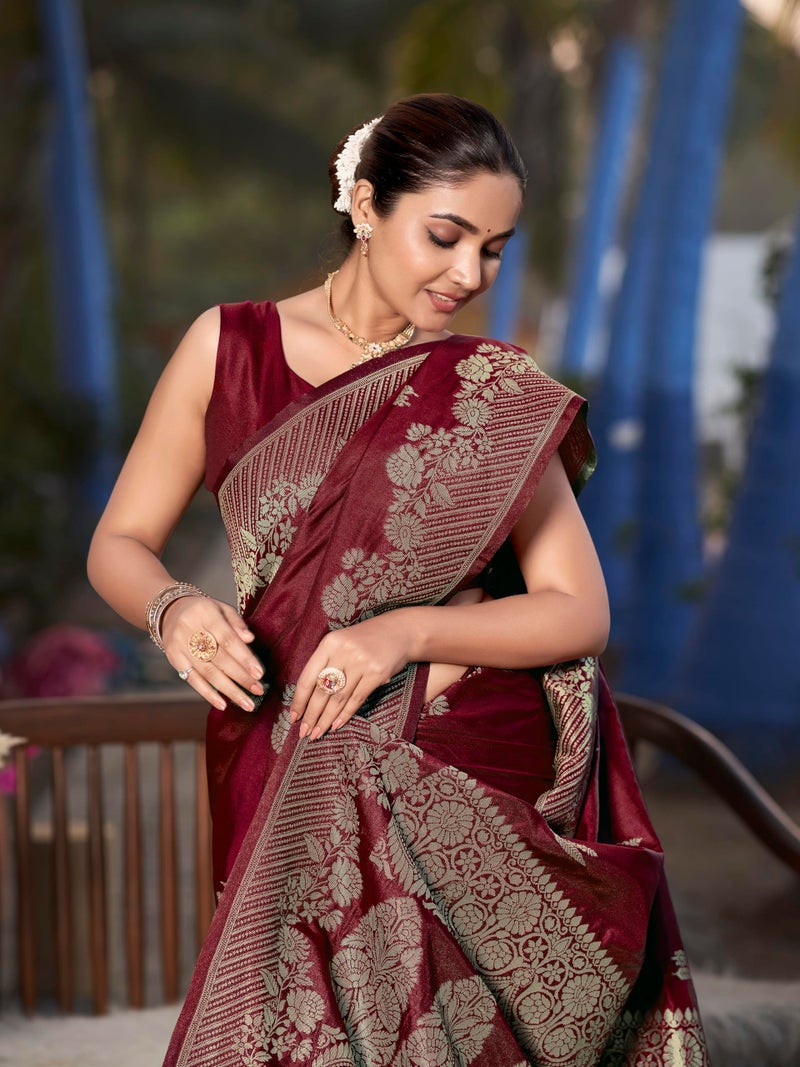 MANOHARI Women's Most Trendy Banarasi Woven Maroon Saree With Heavy Jacquard Work Saree With Blouse Piece - Image 5