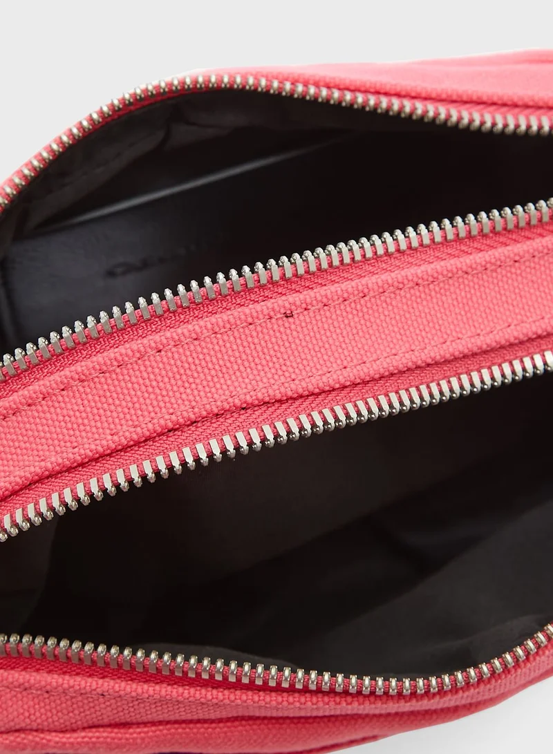 Calvin Klein Jeans Ultralight Crossbody Bag