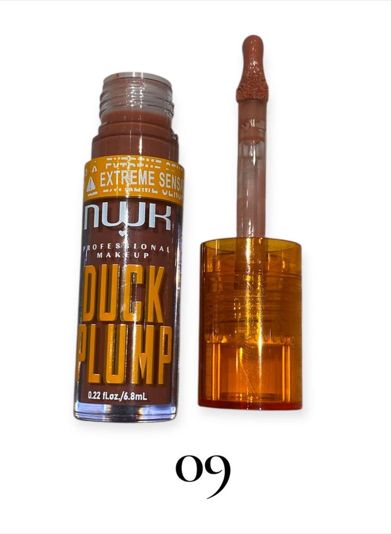 NWk-09 Lip Plumper and Glos