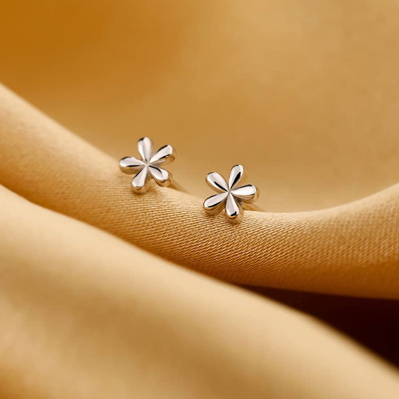 Reffeer Solid 925 Sterling Silver Daisy Stud Earrings Flower for Women Teen Girls Tiny Flower Stud Earrings Spring (A-Silver) - Image 5