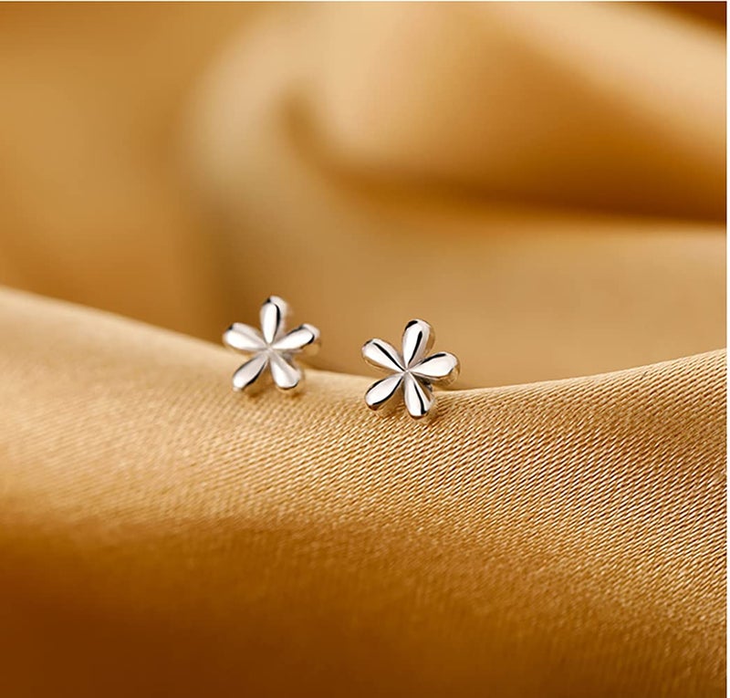 Reffeer Solid 925 Sterling Silver Daisy Stud Earrings Flower for Women Teen Girls Tiny Flower Stud Earrings Spring (A-Silver) - Image 4