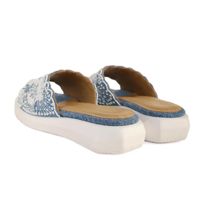 Anaar Anaar Mallorca Denim Open Sandals – White Floral Embellished Strap with Scalloped Edge
