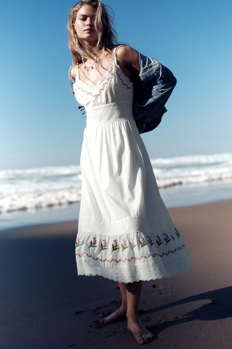 اتش اند ام فستان قطني مطرز