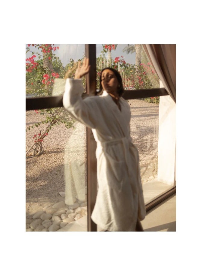 Generic White Plain Bathrobe 100% Cotton 500 GSM (Large)  - Image 3