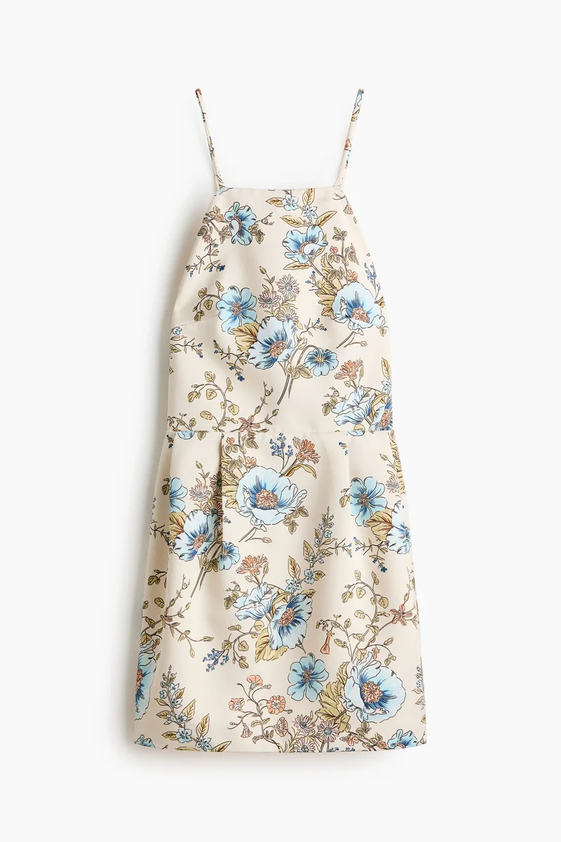 Open-back strappy dress