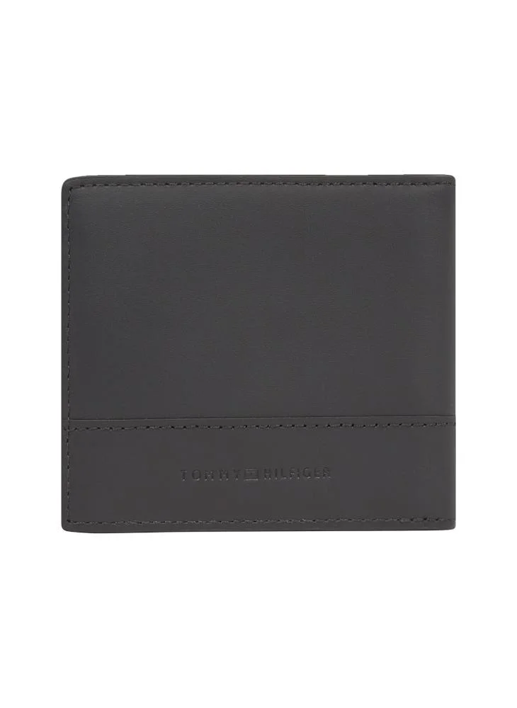 TOMMY HILFIGER Logo Corp Plaque Bifold Wallet