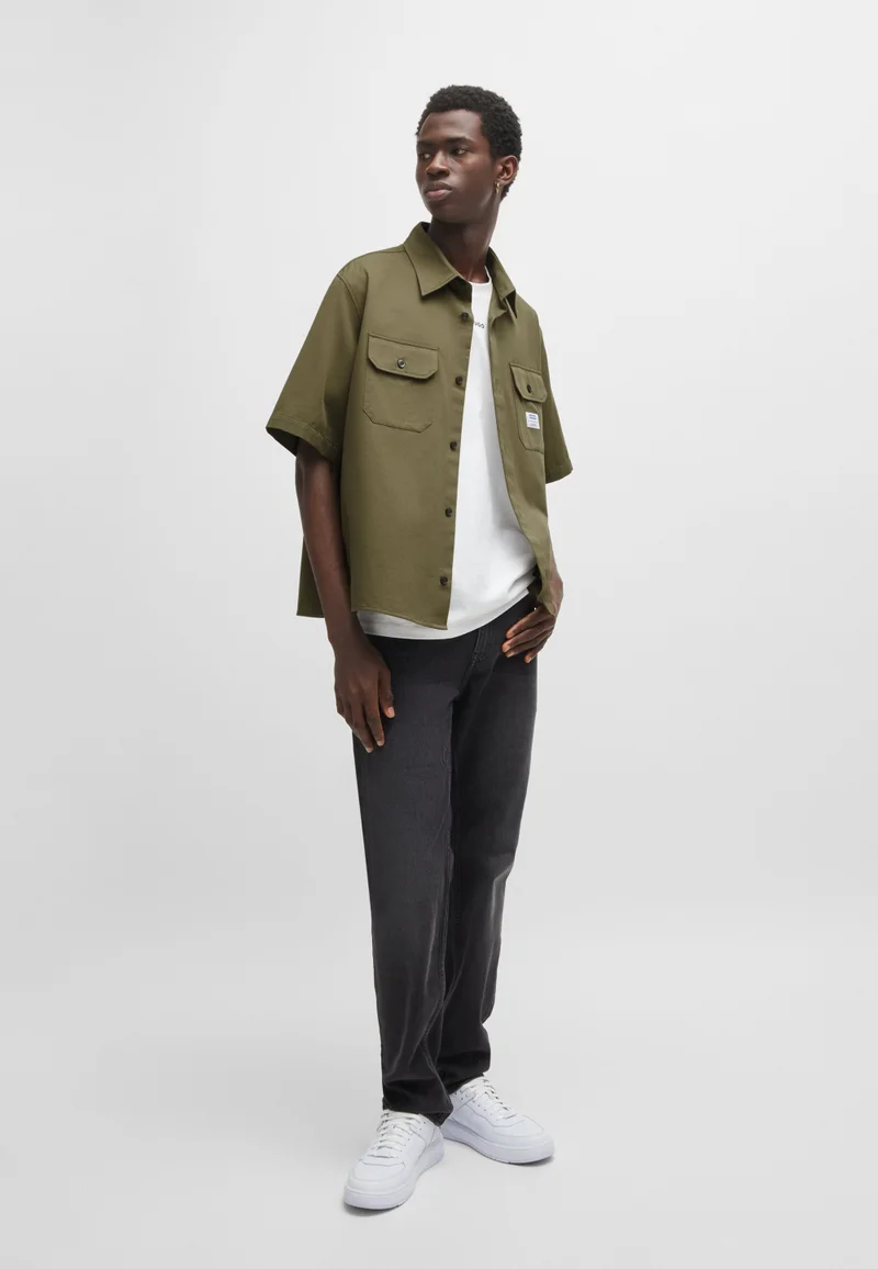 HUGO Oversized-fit shirt in cotton twill with logo patch