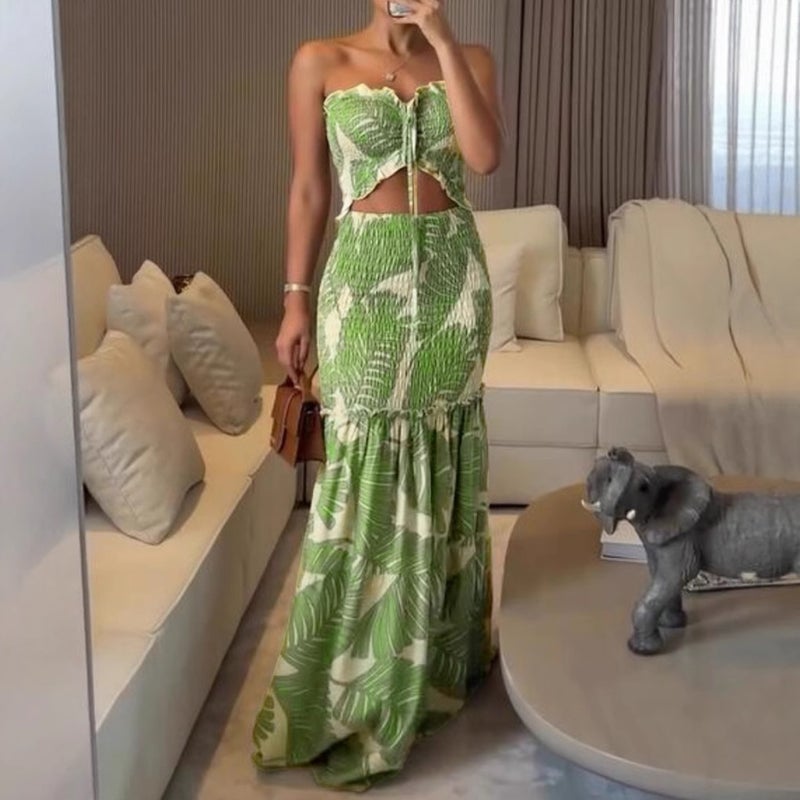 2026 Spring/Summer Halter Neck Printed Pleated Bodycon Dress - Image 3