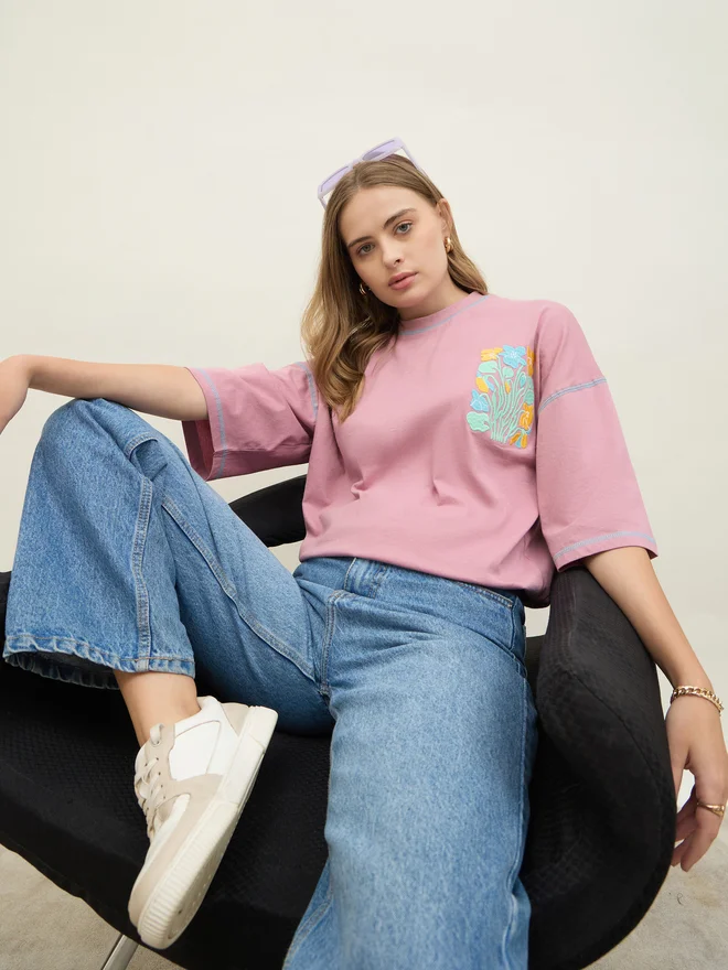 Styli Styli Oversized Embroidered Contrast Stitch Detail T-Shirt