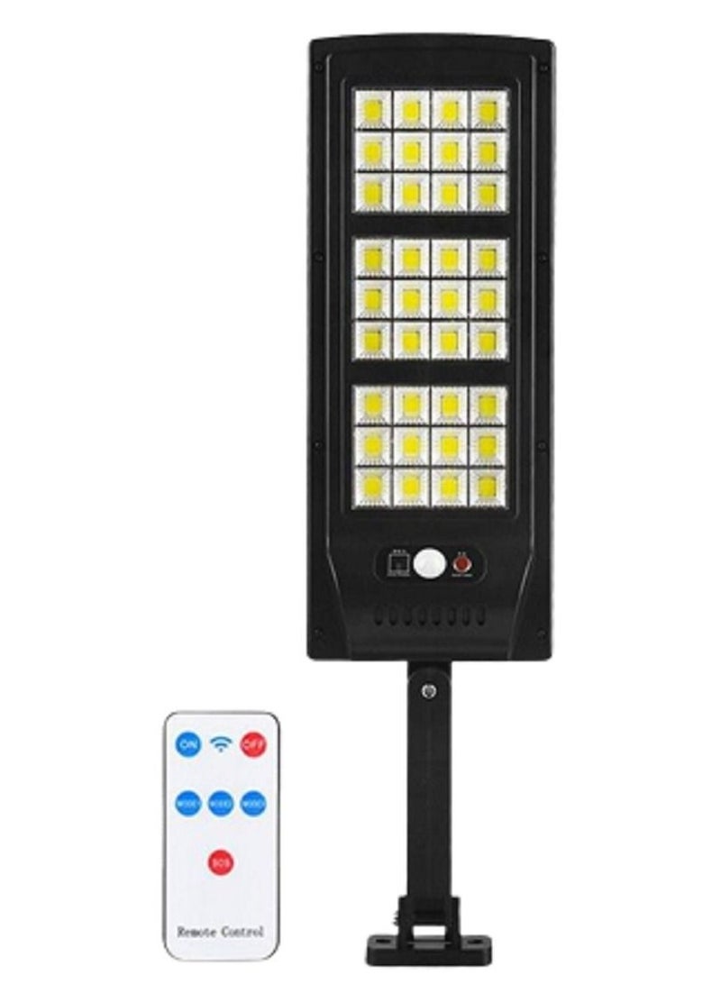 Solar Garden Lights Outdoor Waterproof Street Floodlight Remote Sensing - Image 1