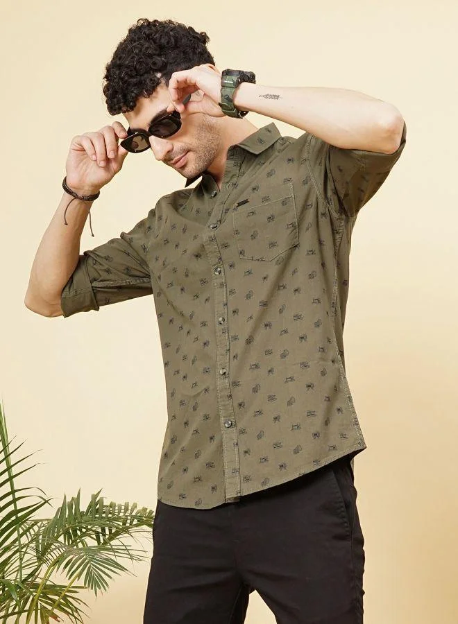 شركة المرآب الهندية Men Slim Fit Graphic Print Full Sleeves Spread Collar Casual Shirt
