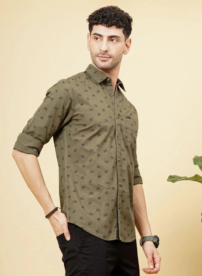 شركة المرآب الهندية Men Slim Fit Graphic Print Full Sleeves Spread Collar Casual Shirt
