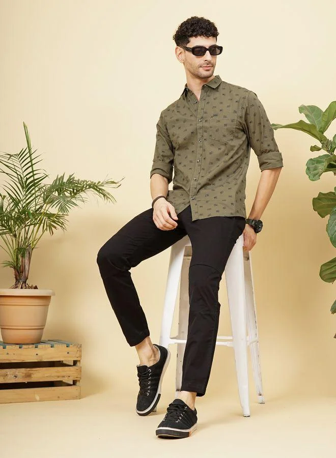 شركة المرآب الهندية Men Slim Fit Graphic Print Full Sleeves Spread Collar Casual Shirt