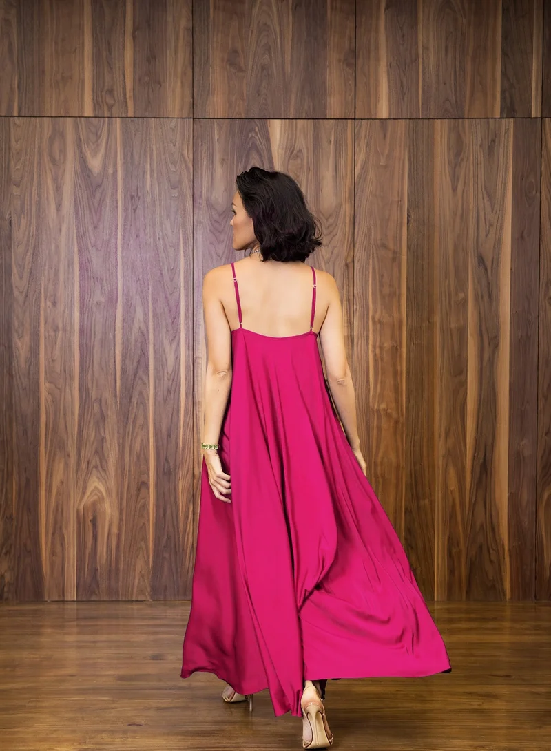 جانارا جونز فستان ماريلا من الساتان الفوشيا