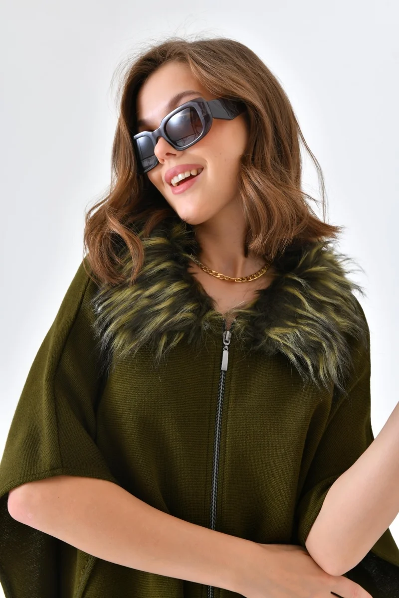جارمي Ftz Women Women's Sewing Fur Detail Poncho Khaki