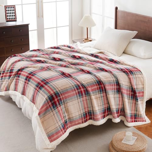PU MEI Sherpa Fleece Throw Blanket 80" x 90" Reversible Plush Fluffy Large Big Blanket Lattice Flannel Blankets for All Season Use, Chrismas Red - Image 2
