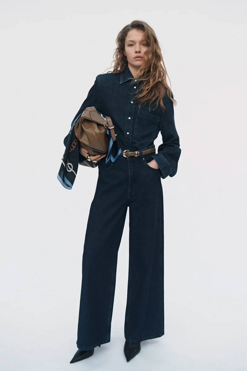 اتش اند ام وشاح من الحرير بنمط مطبوع