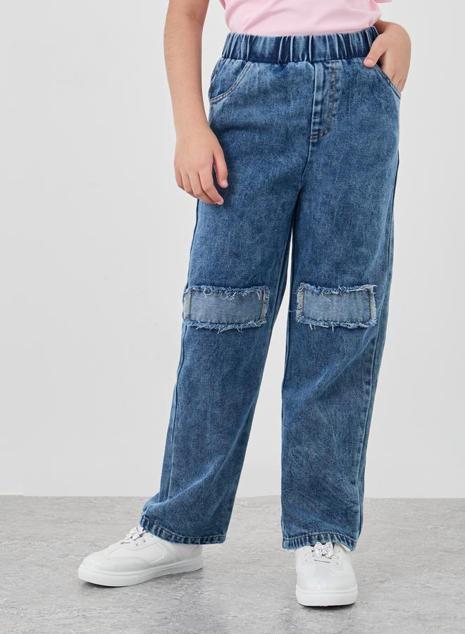 Styli Styli Girls Acid Washed Elasticated Waistband Jeans with Knee Patch  - Image 1