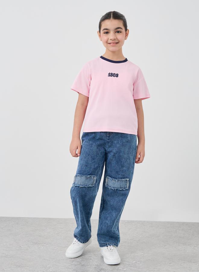 Styli Styli Girls Acid Washed Elasticated Waistband Jeans with Knee Patch  - Image 2