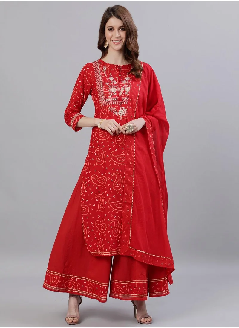 آي شين Straight Fit Yoke Design Pattern Round Neck Three-Quarter Sleeves Red Colour Knitted Cotton Kurta Set for Women with Semi Elastic Closure - Designed with Style and Comfort