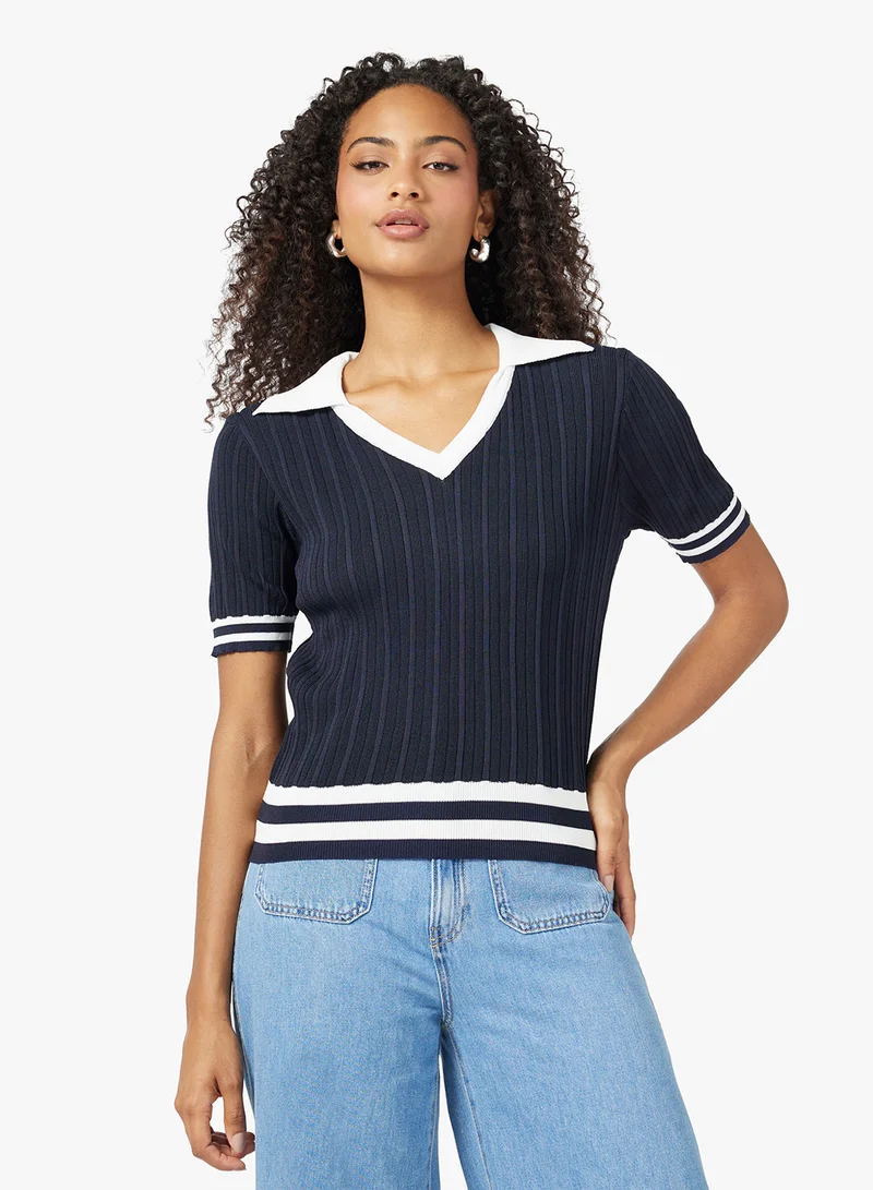 جينجر Polo Neck Sweater with Contrast Trim