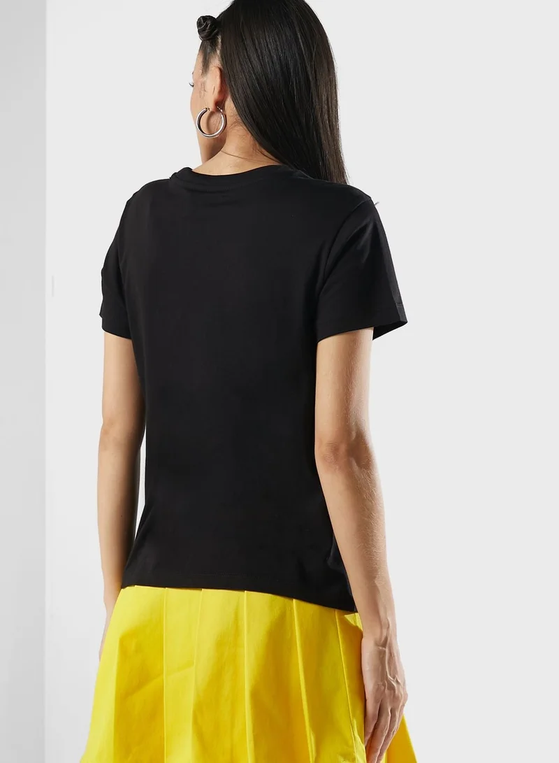 فانز تيشيرت باكمام قصيرة