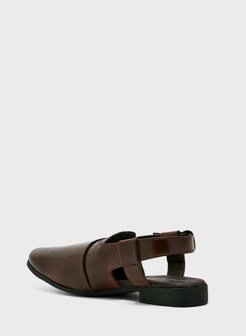 Robert Wood Casual Sandals