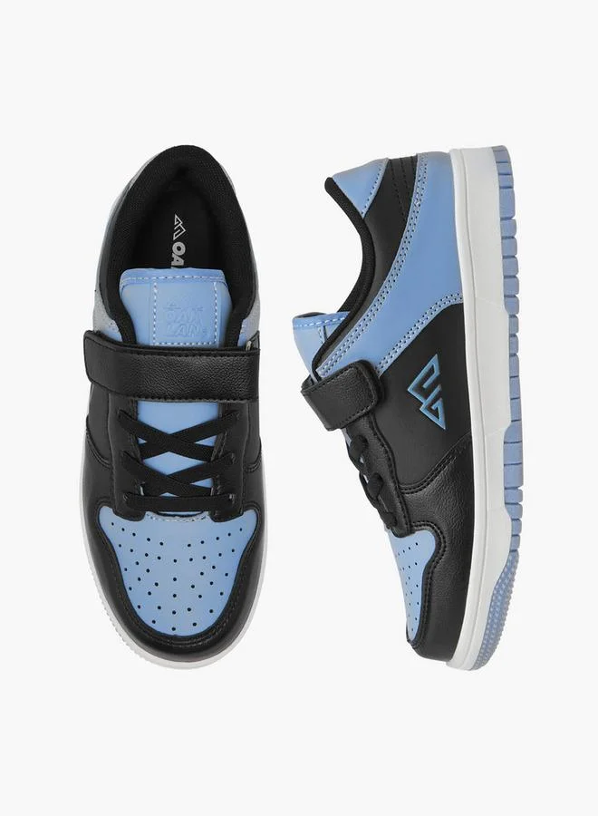 شو اكسبرس سنيكرز أولاد بتفاصيل متباينة وإغلاق بشريط لاصق