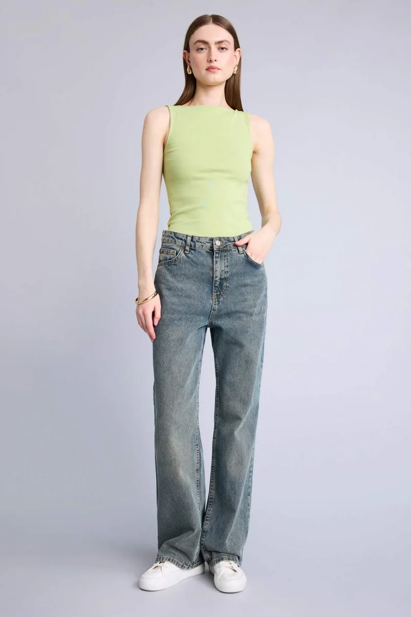 ديفاكتو Slim Fit Ribana Boat Collar Tank Top