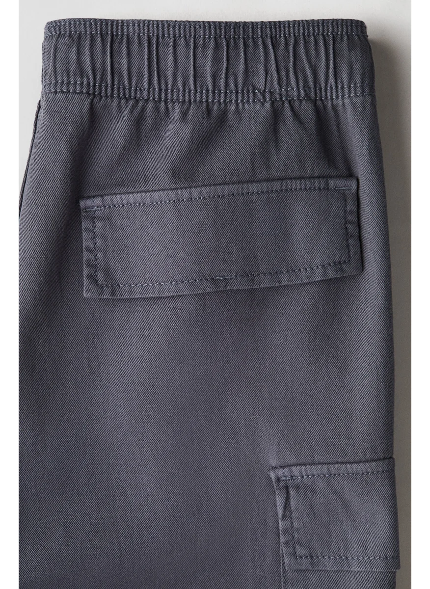 H&M Cargo Twill Shorts