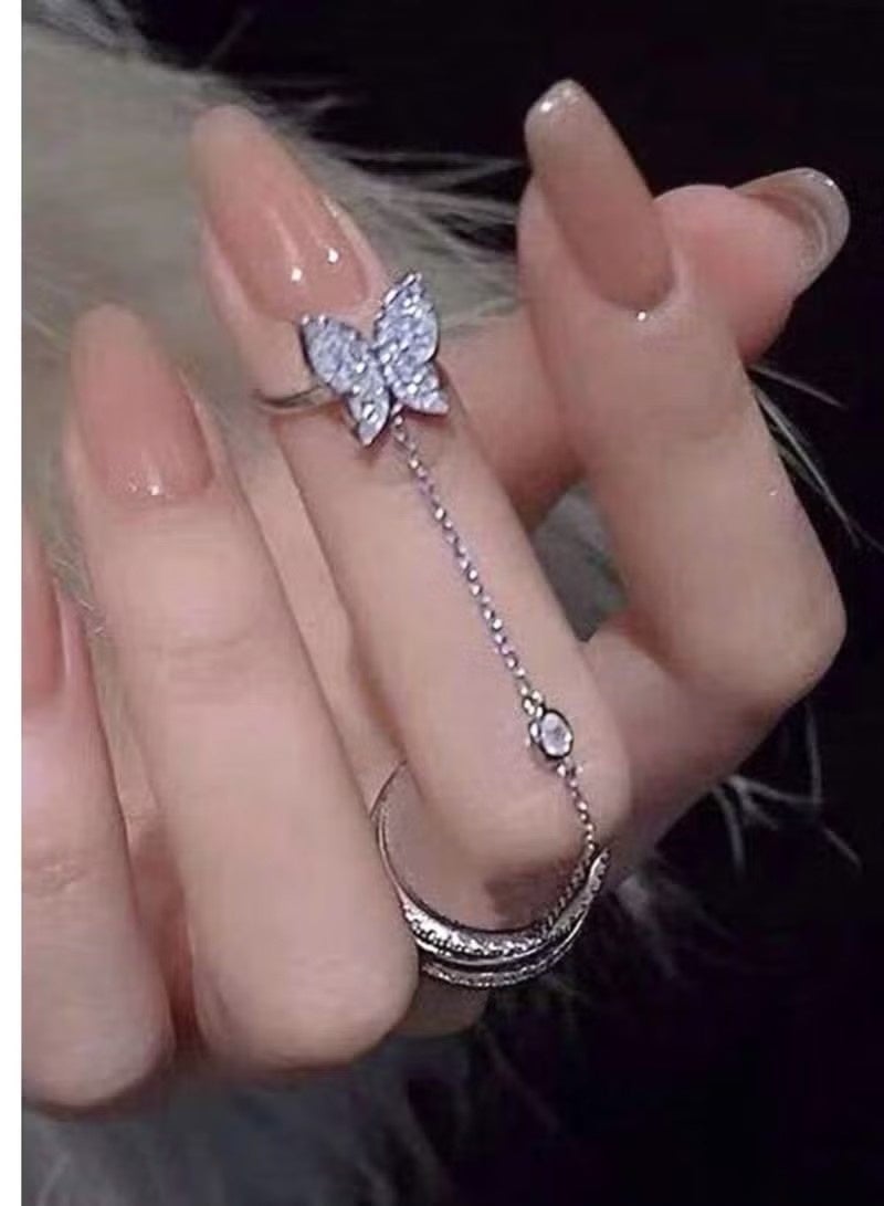 Women's Ring with Modern Design Elegant and New Chain Link Ring Silver Color - Image 2