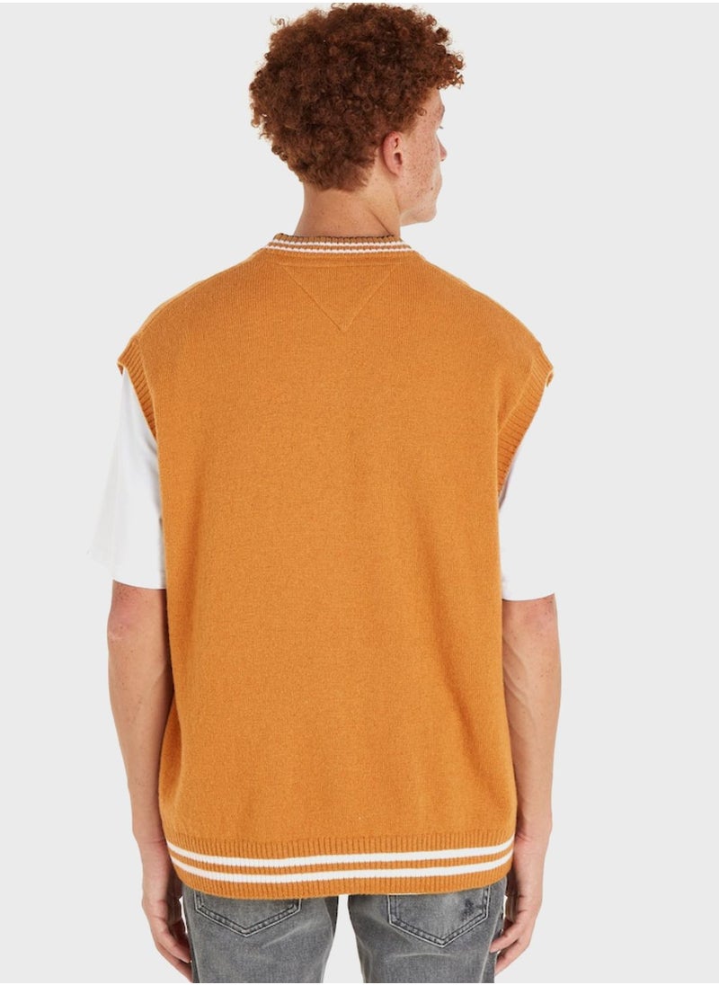 TOMMY JEANS - Logo V Neck Sweater - Image 1