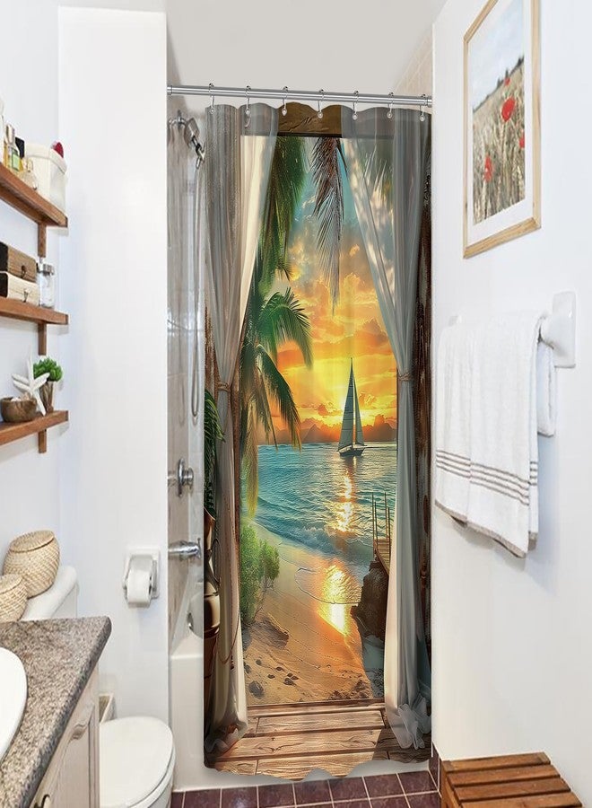 ريديكور ستارة حمام صغيرة من رييديكور بتصميم شاطئي، مقاس 36 بوصة عرض × 72 بوصة ارتفاع، بنمط غروب الشمس على شاطئ البحر، مستوحاة من المناظر الطبيعية الاستوائية وأشجار النخيل، مع باب حظيرة ضيق، مناسبة للحمامات الريفية. مصنوعة من قماش البوليستر المقاوم للماء، وتأتي مع 7 خطافات. - Image 2