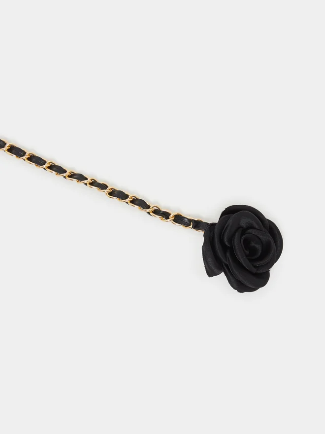 Styli Styli Black Flower Chain Belt