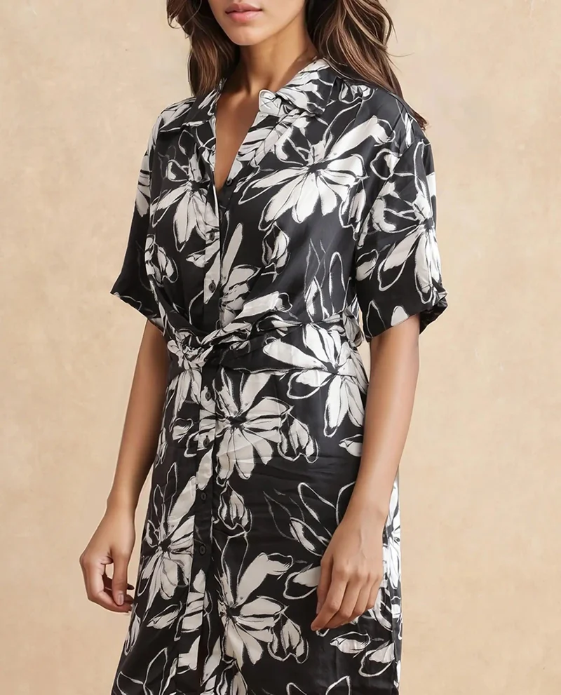 ريريزم Women's Two Tone Short Dress With Twist Detail