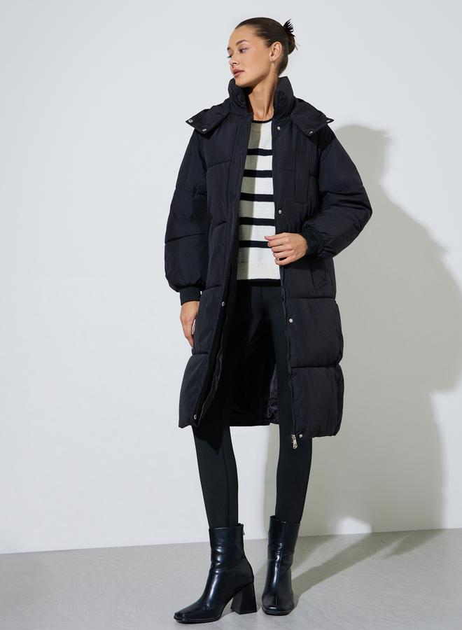 Styli Black Knee-Length Padded Coat With Zip Closure - Image 2