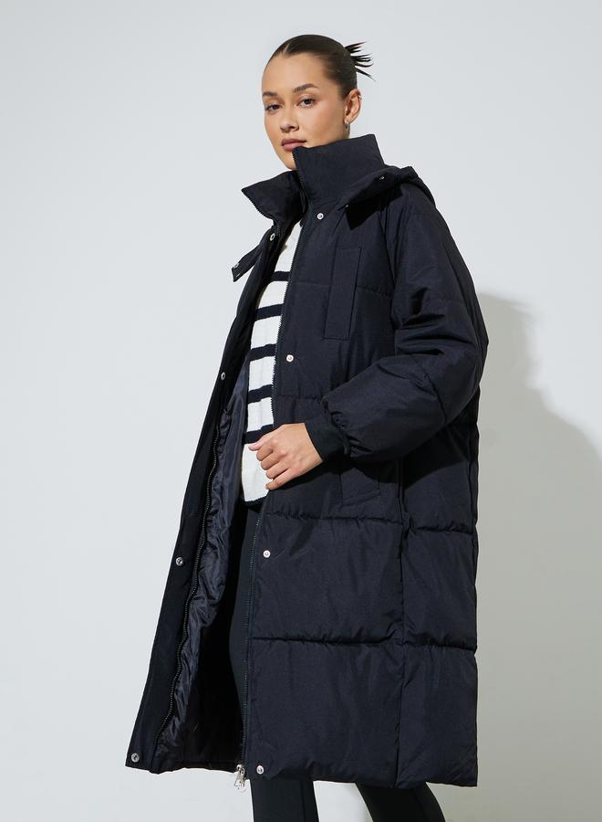 Styli Black Knee-Length Padded Coat With Zip Closure - Image 1