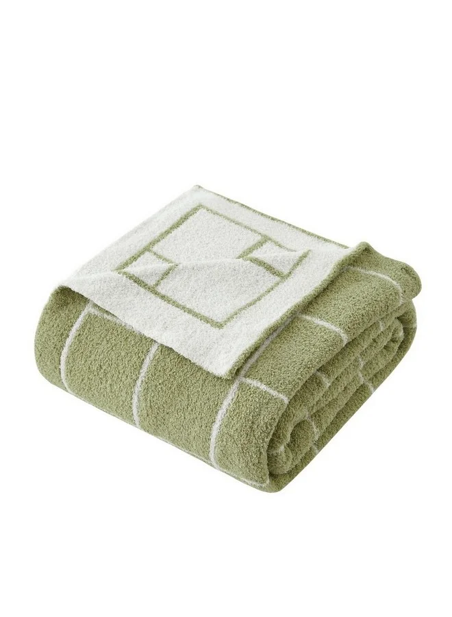 Mezoe Checkered Pattern Feather Knit Jacquard Throw Green and White 1 x 153 x 127 cm Lavina 01