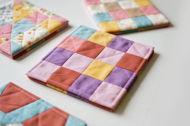 Aubliss 10pcs Fat Quarter Fabric Bundles (100% Cotton - 20‘’ x 20‘’ / 50cm x 50cm) Quilting Cotton Craft Fabric Pre-Cut Squares Sheets for Patchwork Sewing Quilting Crafting - Image 2