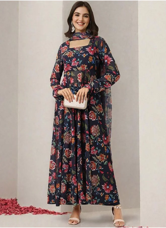 آي شين Navy Women Navy Polyester Kurta Set with Embroidered pattern Tunic and Palazzo features a Round neckline and Three-Fourth Sleeve secured with Elastic closure and styled in Straight Fit ideal for Festive moments — perfect for fashion-forward occasions.