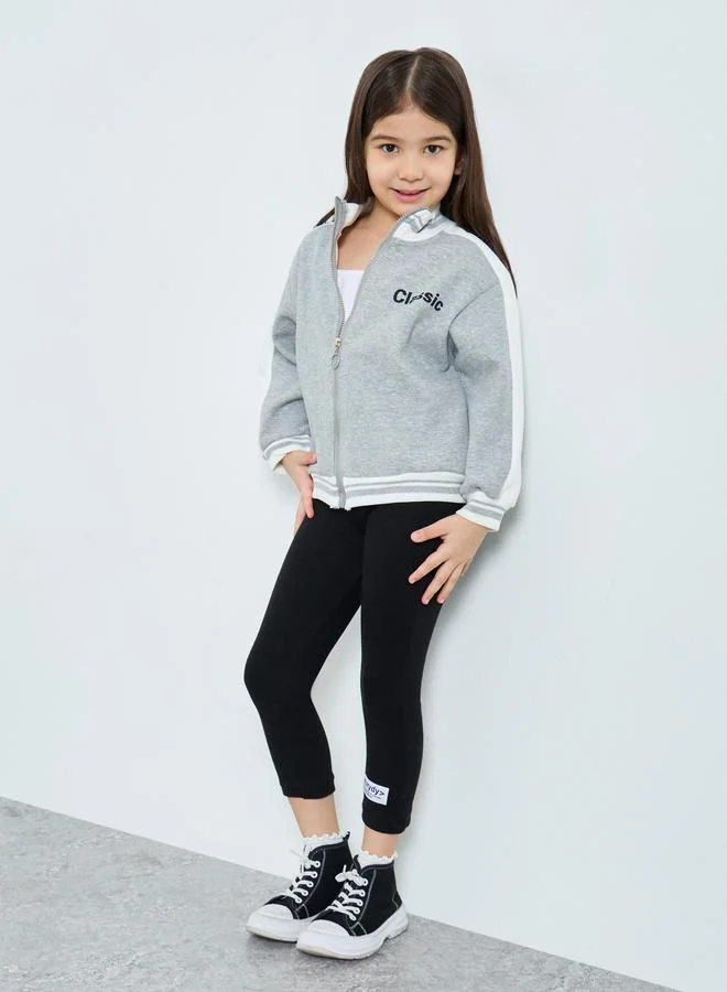 ستايلي بنطال ليقنز بتفاصيل شارة