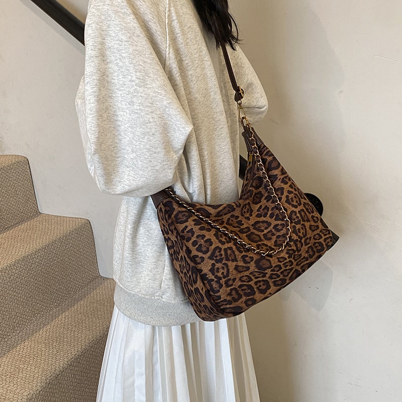 2024 Niche Design Leopard Print Fashion Commuter Shoulder Bag Autum New Large Capacity Crossbody Tote Bag Ins - Image 4