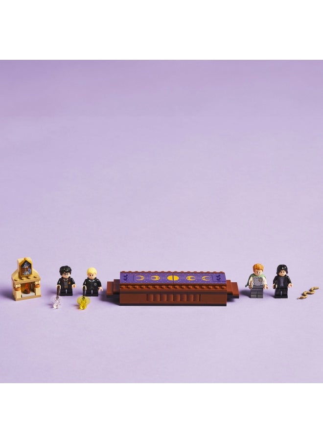 LEGO Harry Potter Hogwarts Castle: Dueling Club Playset with 4 Collectible Minifigures incl. Draco Malfoy & Severus Snape, Role Play Toy with Toppling Function for 8+ Year Old Boys & Girls 76441 (158 pieces)  - Image 5