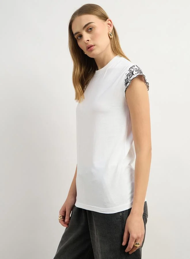 Styli Embroidered Short Sleeve Round Neck T-Shirt